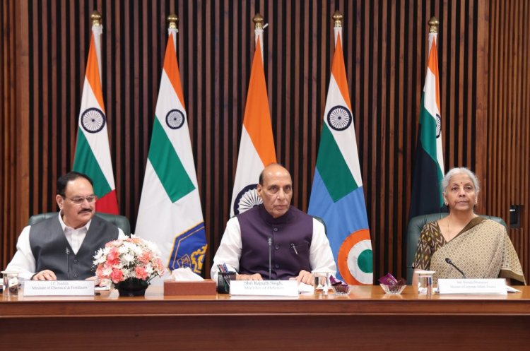 नई दिल्ली: रक्षा मंत्री राजनाथ सिंह ने की वरिष्ठ मंत्रियों के अनौपचारिक समूह की बैठक की अध्यक्षता